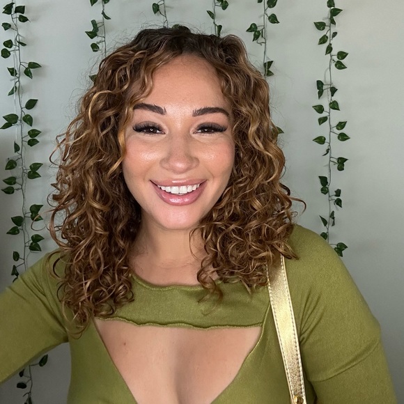 MEET THE POSHER • update • - Picture 1 of 1